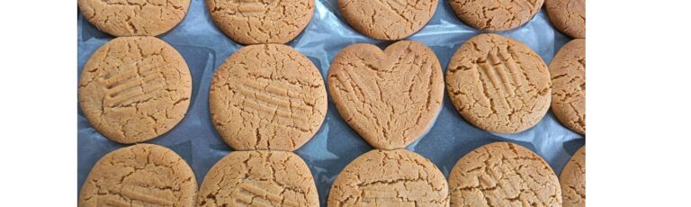 Condensed Milk Cookies (Crispy, Caramel, Perfect with Coffee)